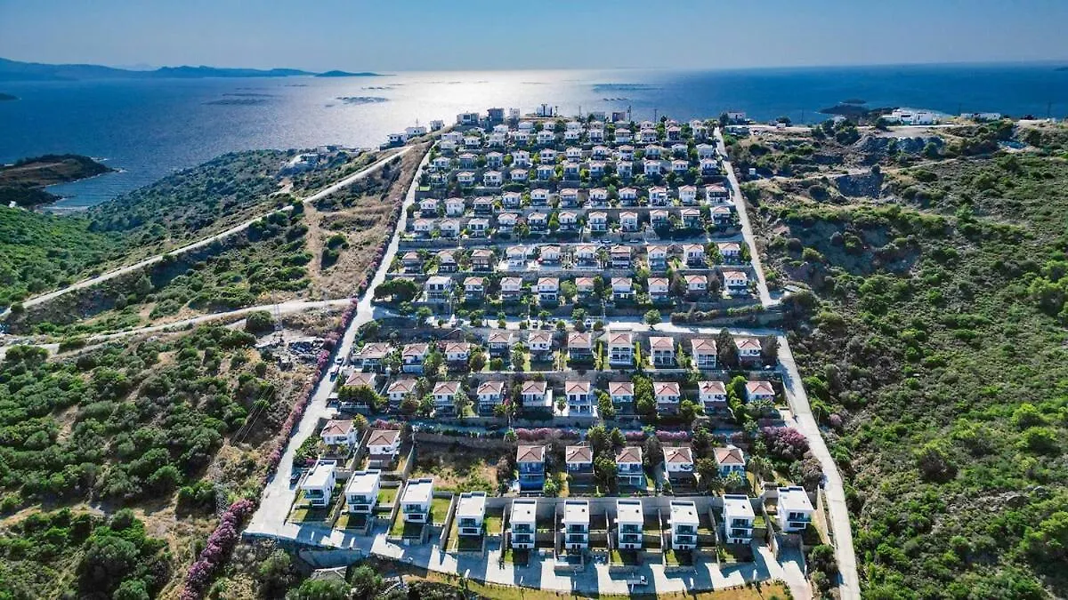 Angel Houses 1 Milas 0*,  Turquia